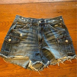 American Eagle Cargo denim shorts!